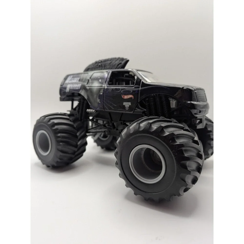 Monster Jam Mohawk Warrior Diecast Monster Truck Large 1:24 Purple Black Metal